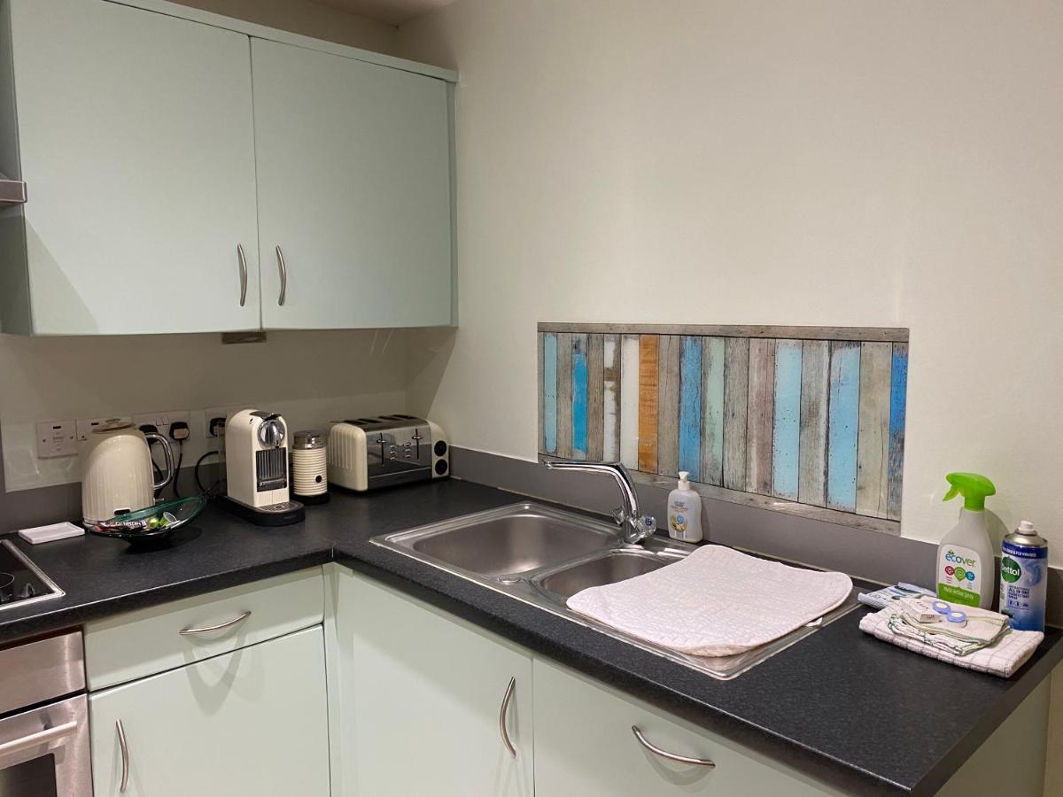 Stunning Marina Apartment Gosport Portsmouth Ngoại thất bức ảnh