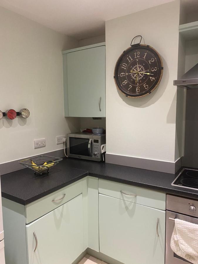 Stunning Marina Apartment Gosport Portsmouth Ngoại thất bức ảnh