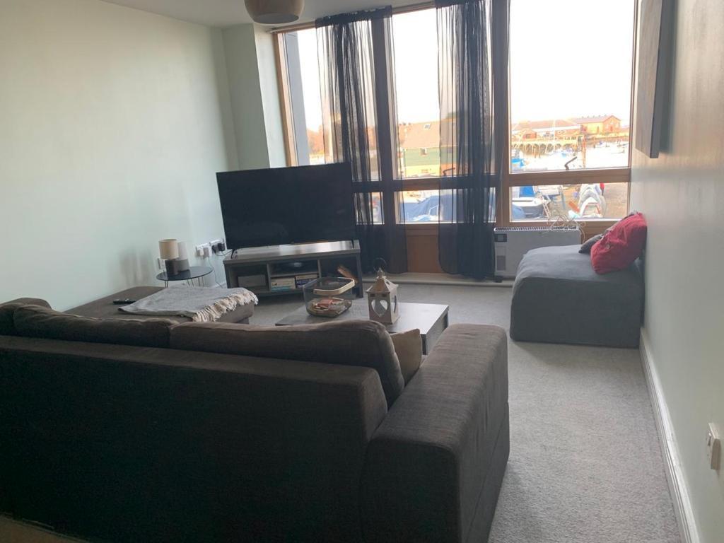Stunning Marina Apartment Gosport Portsmouth Ngoại thất bức ảnh