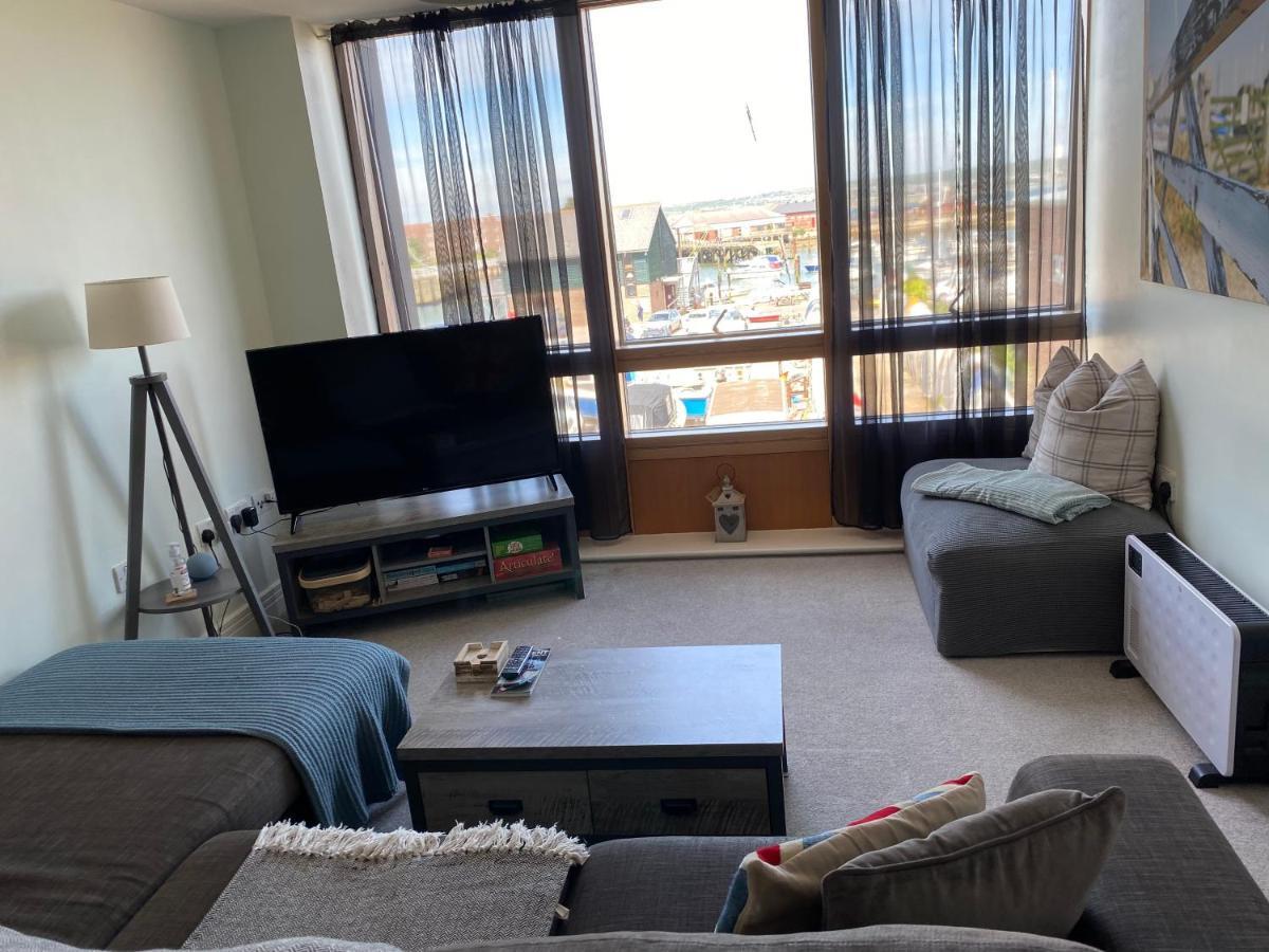 Stunning Marina Apartment Gosport Portsmouth Ngoại thất bức ảnh