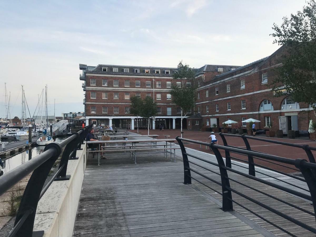 Stunning Marina Apartment Gosport Portsmouth Ngoại thất bức ảnh